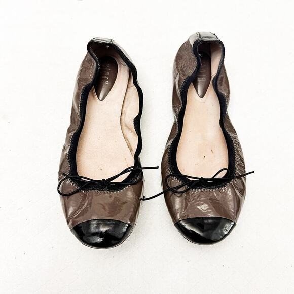 Bloch Patent Leather Cap Toe Gray Black Round Toe Ballet Flat Shoes Size 39.5 - Picture 1 of 5